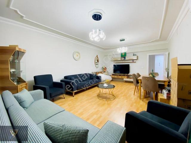 Varsak Demirel'de Panoramik Şehir Manzaralı Kiralık 3+1