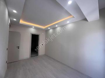Varsak Karşıyaka Mah Ara Kat Ebeveyn Banyolu Kiralık Daire