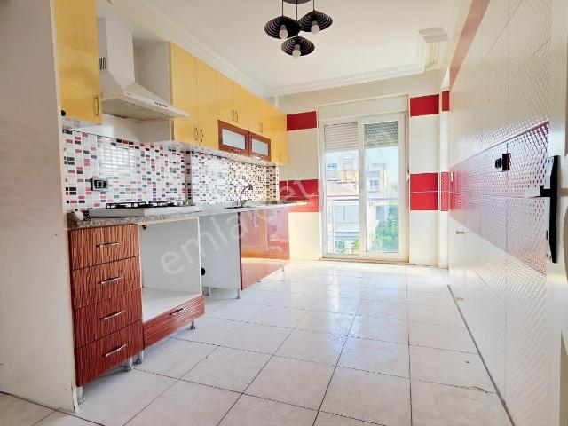 Varsak Karşıyaka Mahallesinde 3.katta 2+1 90m² Fırsat Daire