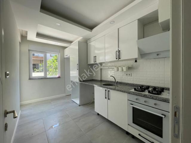 Varsak Karşıyaka'da 3+1 Kiralık Daire Yüksek Giriş