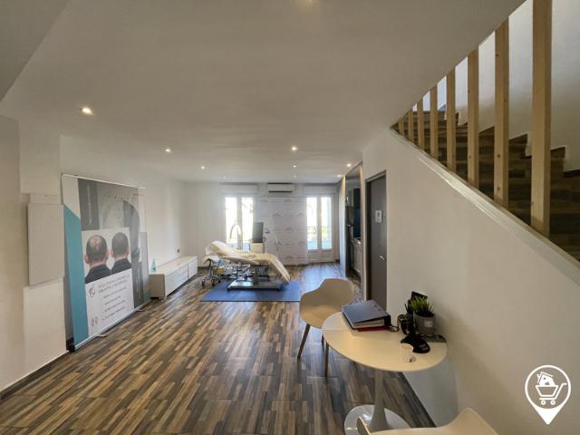 Vaste Triplex style loft 92 M2 au dernier étage + TERRASSE D