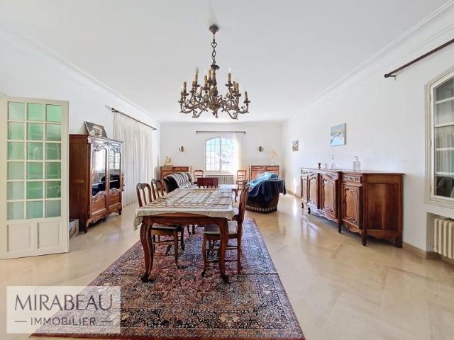 VASTE VILLA 4 CHAMBRES