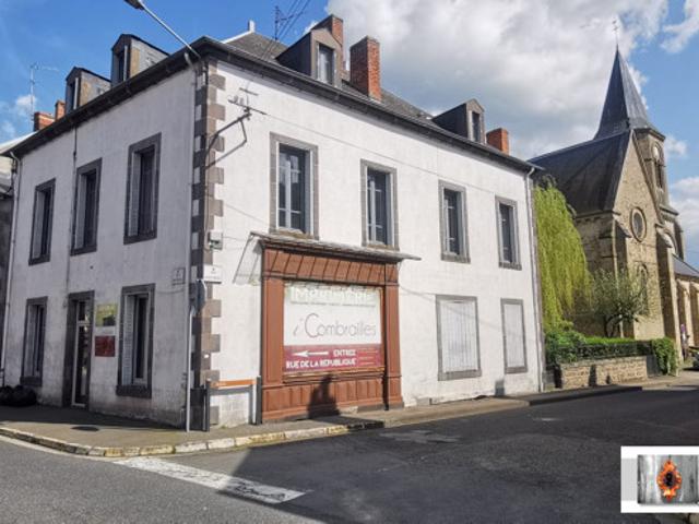Vaste maison et son agréable jardin dans le bourg de Pionsat