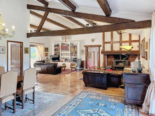 Vaste Propriete! 277m² Mandelieu la Napoule