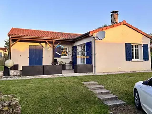 Vasles 79340 Achat / Vente maison 3 pièces t3 terrasse parking