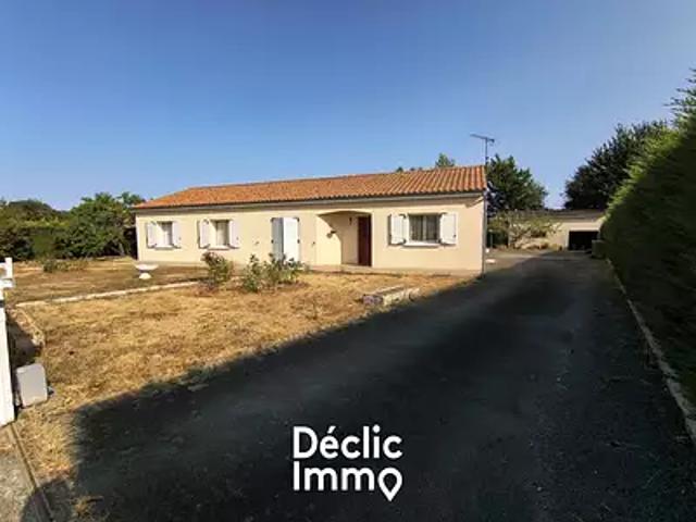 Vasles 79340 Achat / Vente maison 5 pièces t5 au dernier étage terrasse