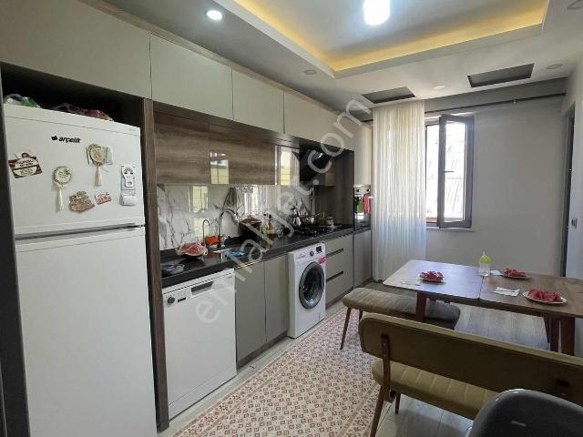 Vatan Caddesinde Satılık Dubleks 4+1 190m2 Ultra Lüks Daire