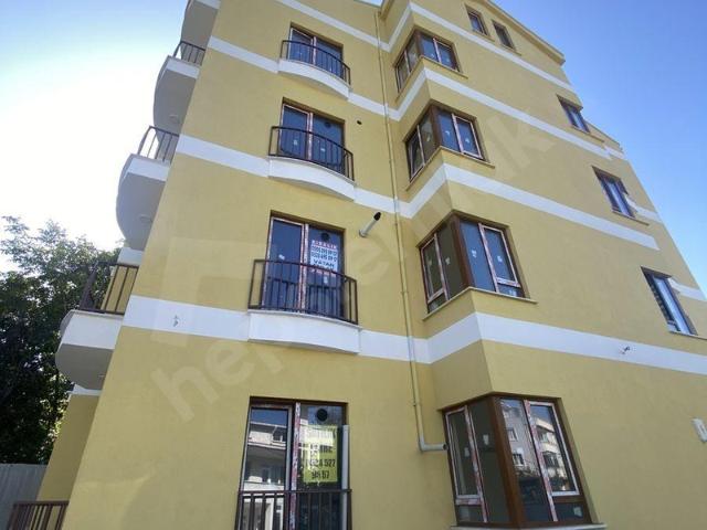 VATAN EMLAKTAN GERZE MERKEZDE KİRALIK SIFIR 2+1 DAİRE
