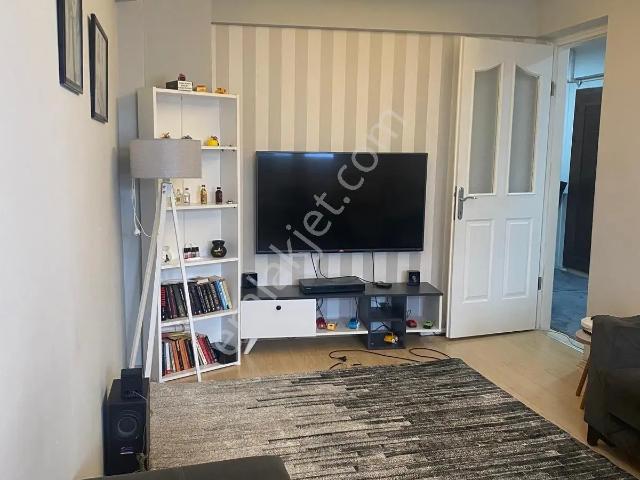 Vatan Mah.devlet Hastanesine Komşu Geniş Bakımlı 3+1 Kiralık