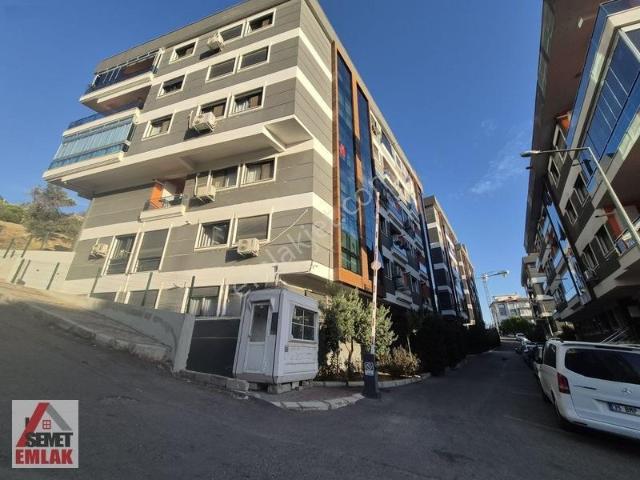 Vatan Mah. Flowers Park Sitesi 3+1 Ebeveyn Banyo Asansör Doğalga