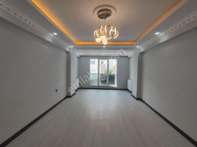 Vatan Mah. Kaymakamlık Devlet Hastanesi Mevkinde Kiralık 2+1