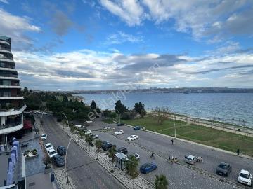 Vatandaşlığa Uygun Marına 24'te Harika Deniz Manzaralı 4+1 Daire