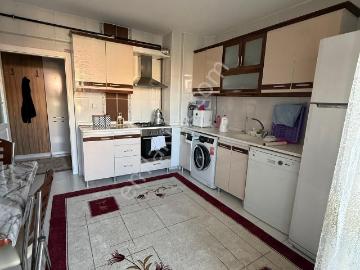 Vatan'dan Yeşiltepe Merkez'de Asansörlü Orta Kat Ön Cephe 3+1