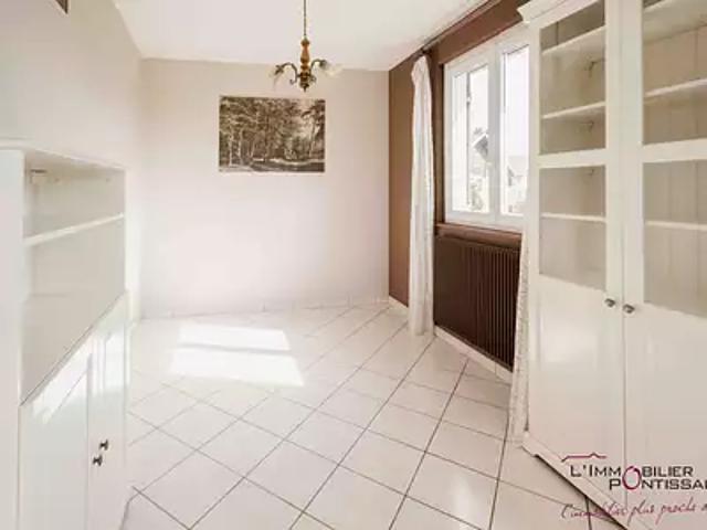 Vaux et Chantegrue 25160 Achat / Vente maison 5 pièces t5 jardin terrasse