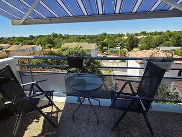 Vaux sur Mer 17640 Achat / Vente appartement 4 pièces t4 au dernier étage piscine