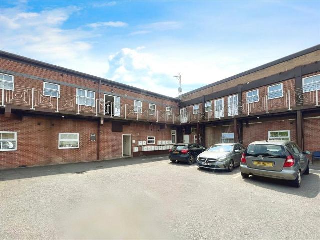 Vauxhall Street, West Midlands DY1 2 bed flat to rent £850 pcm £196 pw