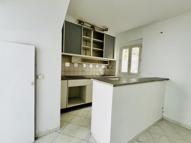 Vauban: T2 29,60 m2 + cour