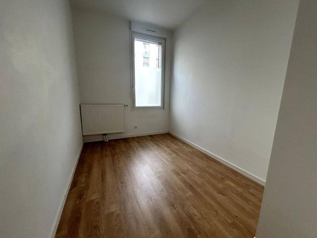 VAUBAN TYPE 4 nu de 83m² + terrasse et places de parking