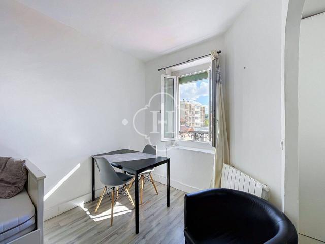 Vaucresson Appartement 1 pièce 24 M² meublé