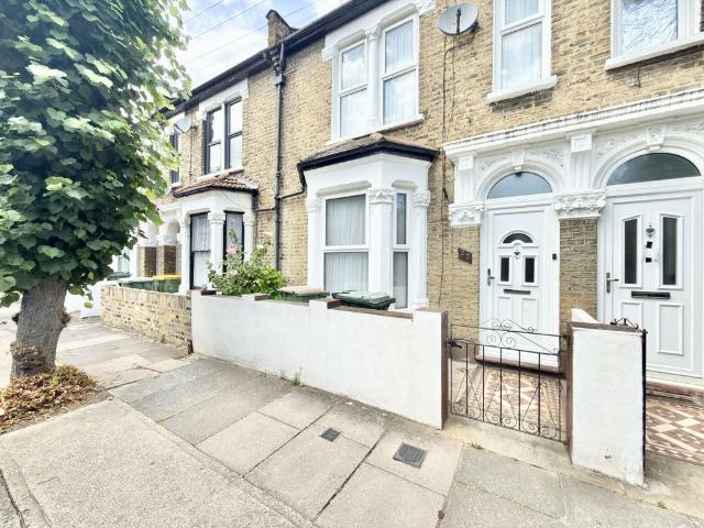 Vaughan Road, Stratford E15, 3 bed terraced house to rent, £3,000 pcm | PrimeLocation