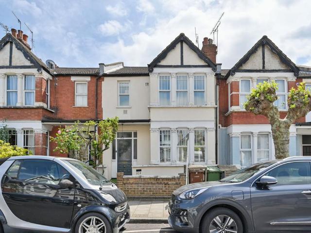 Vaughan Road, West Harrow, Harrow, HA1 4 bed house to rent £3,500 pcm £808 pw