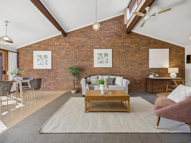 Vaulted Ceilings, Garden Space & Effortless Single Level Living