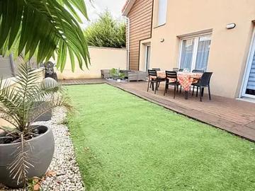 Vaulx en Velin 69120 Achat / Vente maison 4 pièces t4 terrasse parking
