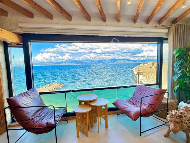 Vb Gayrimenkul Mudanya'da Denize Sıfır, Eşyalı, Modern 2+1 Daire