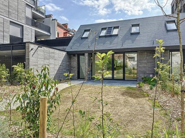 VDK Housing: Pretty new 1 bedroom house + West garden