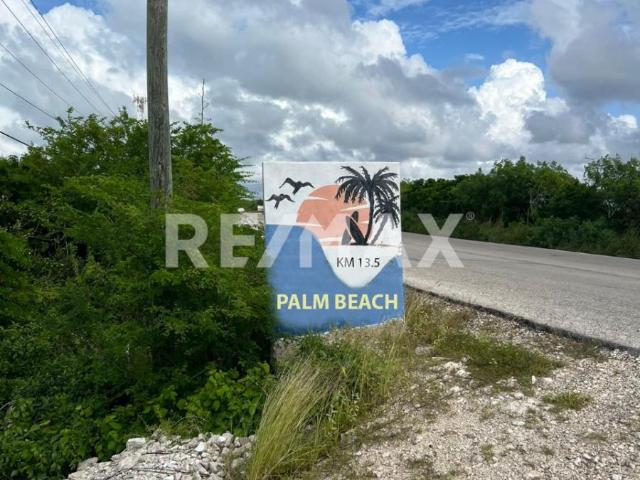 Venta 2 terrenos de 300m2 c/u a 250m de la playa km 13.5 en Chicxulub, Yucatán
