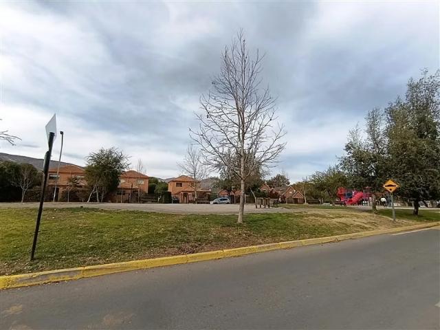 Venta 3D 3B Parque Brisas Norte, Los Aymaras | 3 dormitorios por 5750.00 en Colina