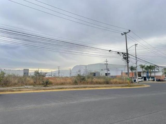 VENTA TERRENO NUEVA GALICIA USO DE SUELO MIXTO