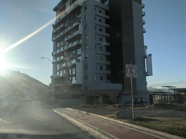Venta Terreno Altozano! Atrás de casa club!