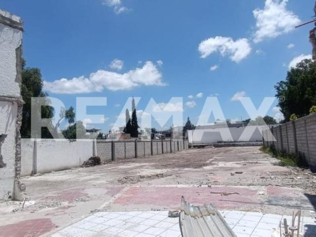 VENTA TERRENO COMERCIAL EN AV. UNIVERSIDAD