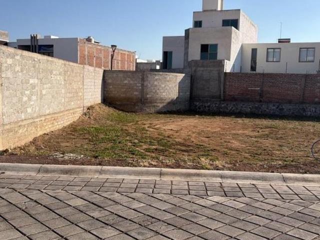 Venta terreno Complejo Residencial La Toscana