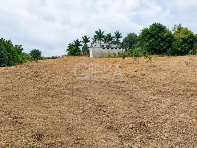 VENTA TERRENO CONG. JUANA MOZA