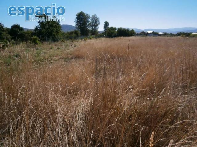 VENTA TERRENO EN CUATROVIENTOS