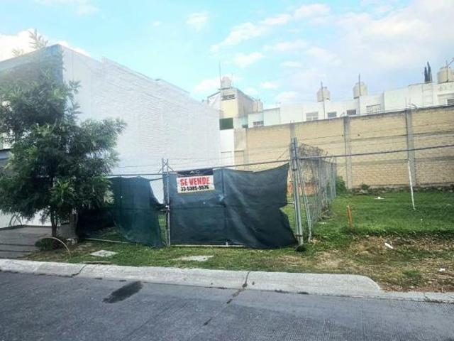 VENTA TERRENO EN EXCELENTE UBICACION