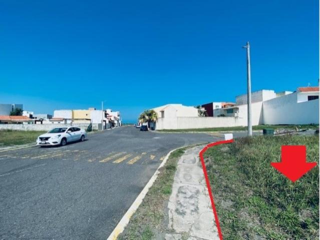Venta, Terreno en esquina, lado sombra Fracc. Playas del Conchal, Alvarado Ver