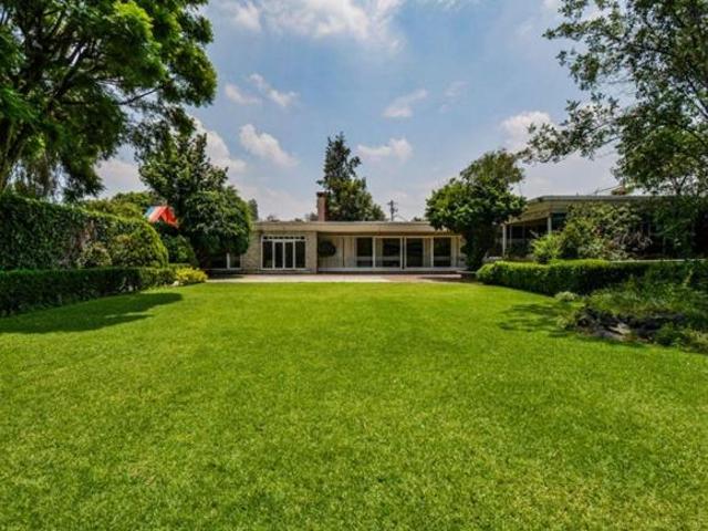 VENTA TERRENO EN JARDINES DEL PEDREGAL
