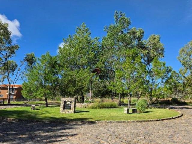 VENTA TERRENO EN TAPALAPA COUNTRY CLUB, TAPALAPA, JAL