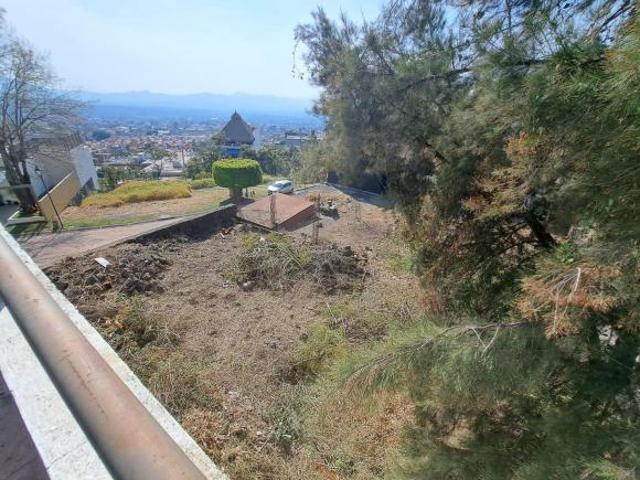 Venta Terreno Plano en fracc. La Herradura Sur Cuernavaca