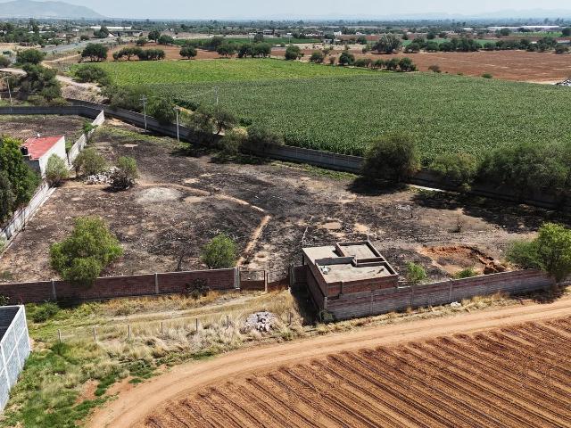 VENTA TERRENO SOBRE CARRETERA RINC?N DE ROMOS AL NORTE DE LA CIUDAD BI