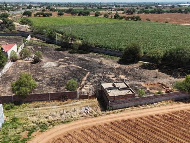 VENTA TERRENO SOBRE CARRETERA RINCÓN DE ROMOS AL NORTE DE LA CIUDAD BI