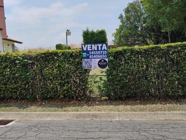 VENTA TERRENO 775.9 m2 a $6,000 x m2 SÚPER PRECIO Y UBICACIÓN/ LOMAS DE COCOYOC