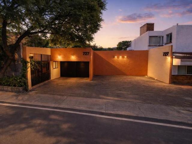 M Contreras Av. San Bernabé San Jerónimo Lídice 487 M2 JP PB