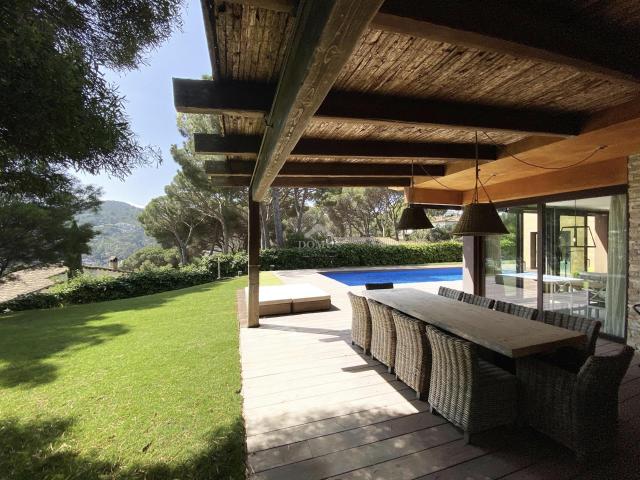 Venta villa con vistas al mar en Begur, Sa Riera 492m² Begur