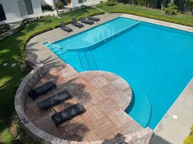 Venta Villa en Ixtapa 3 recamaras cerca zona hotelera