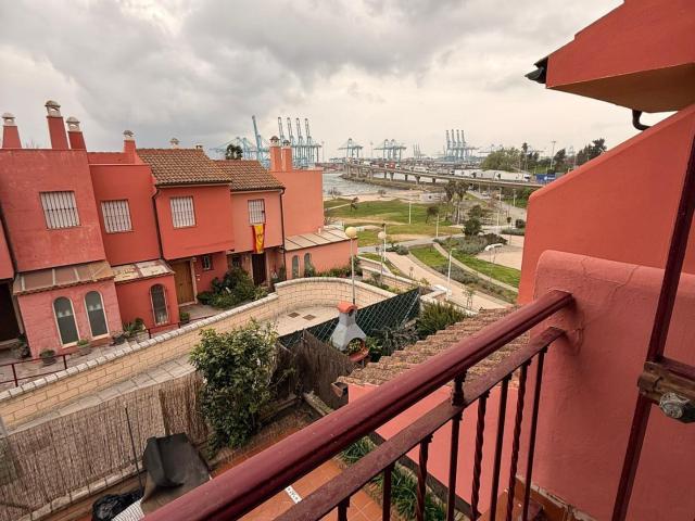 VENTA VIVIENDA EN EL RINCONCILLO