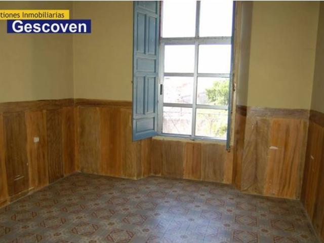VENTA VIVIENDA PLANTA BAJA